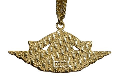 Dior x Jordan Wings Pendant Necklace Gold 